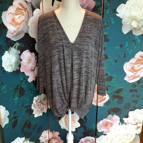 Bobi Los Angeles Oversized Sweater - Picture 1 of 3